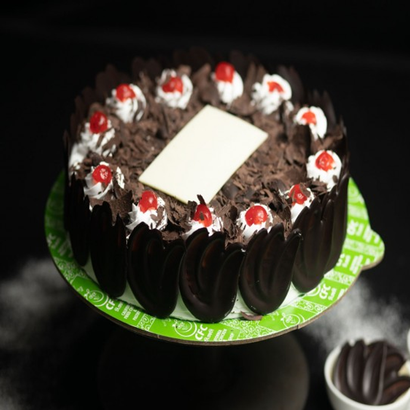 Black Forest Cake (1Pound)